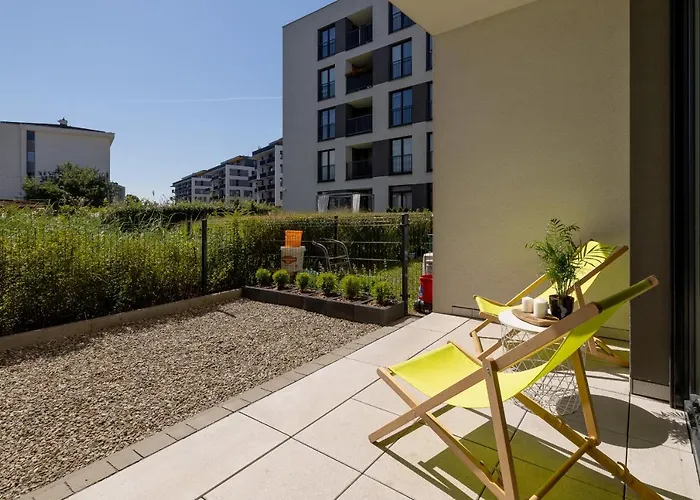 Krakow Studio With Parking & Terrace Near Zalew Bagry By Renters Prestige