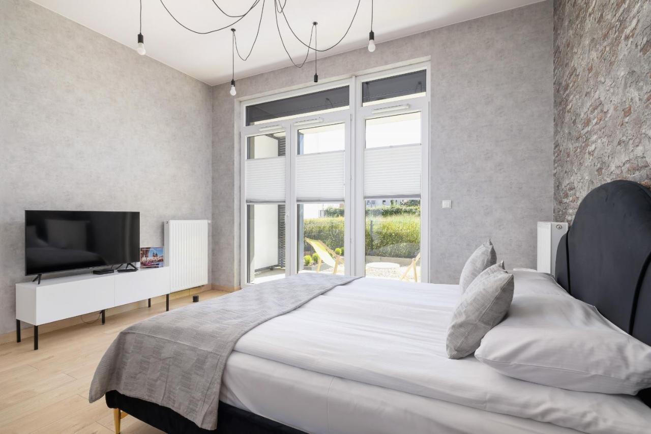 Leilighet With Parking & Terrace Near Zalew Bagry By Renters Prestige *