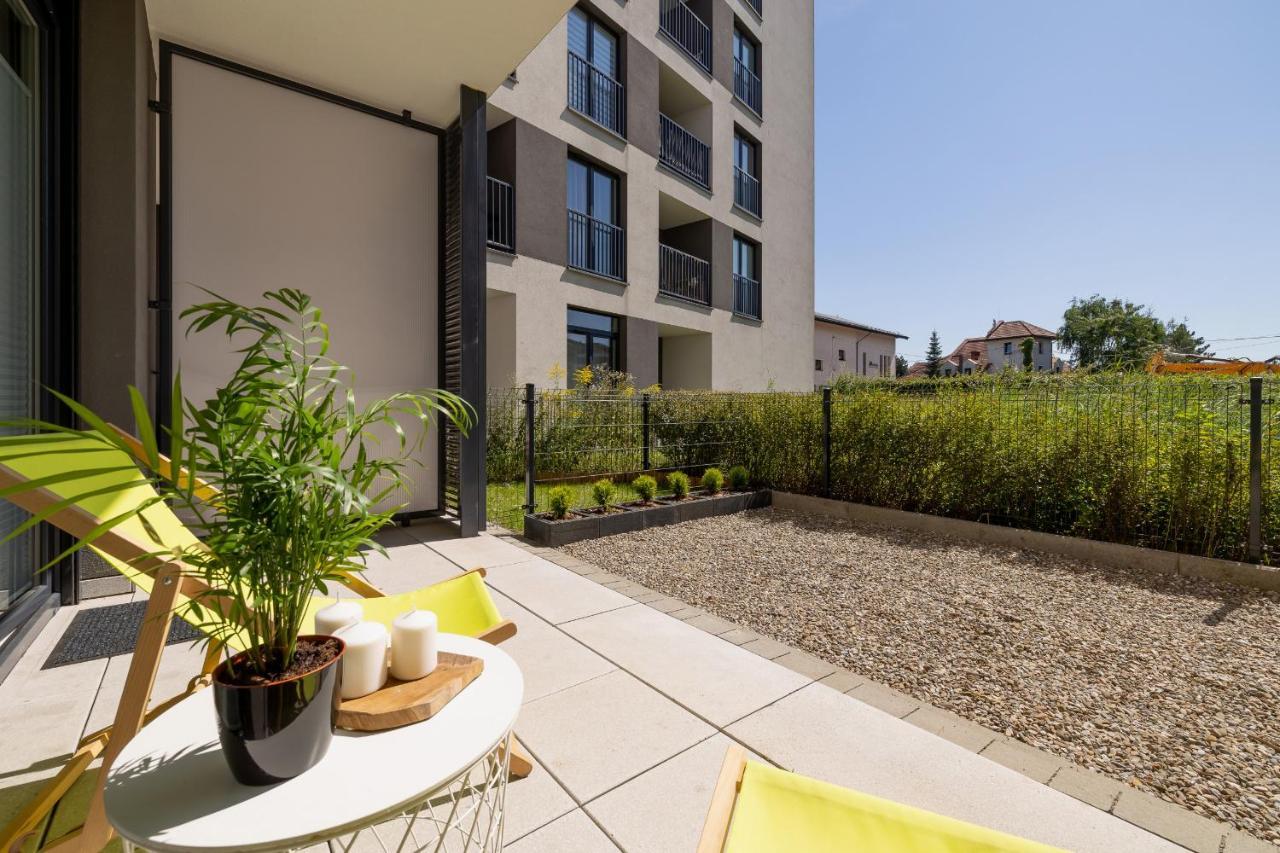 Leilighet With Parking & Terrace Near Zalew Bagry By Renters Prestige
